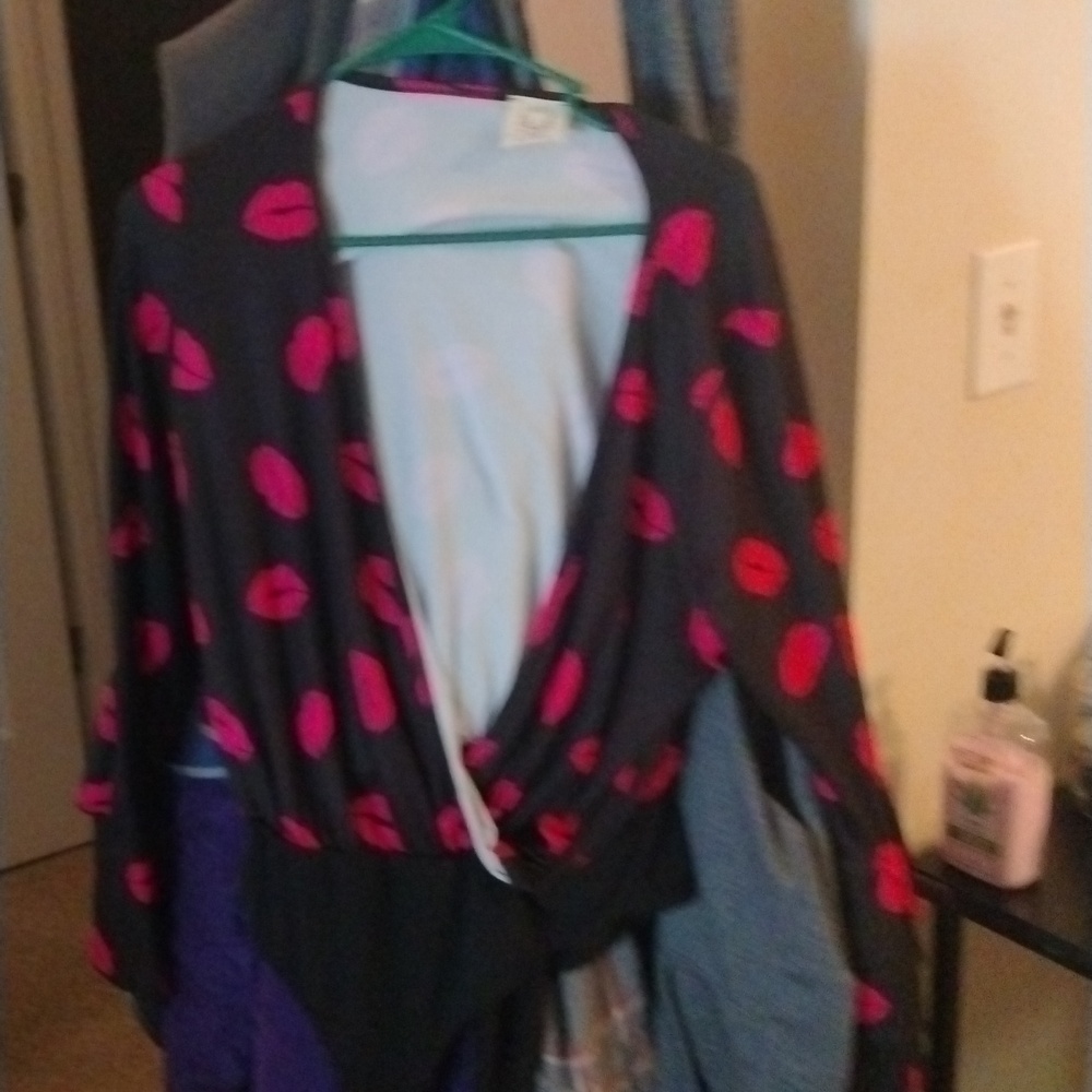 Bodysuit pink lips